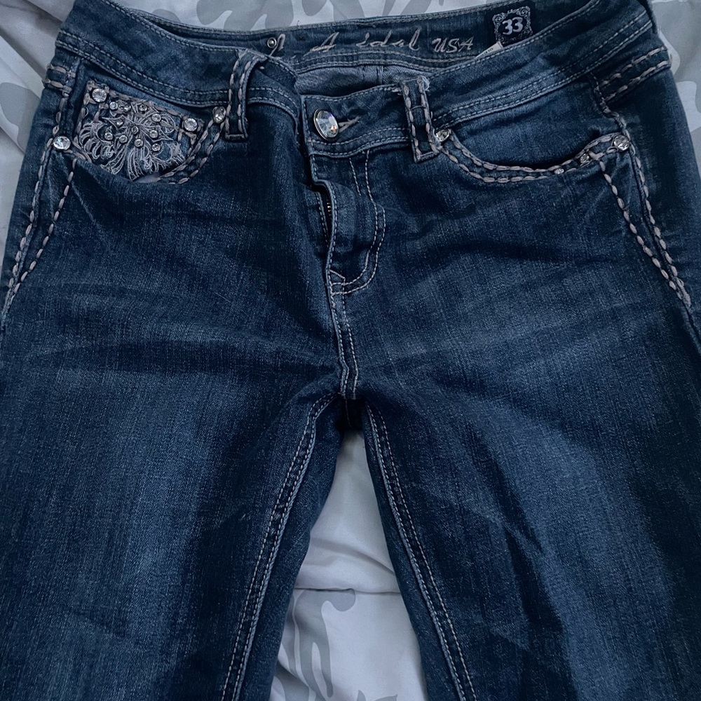 La idol usa pants , size 33